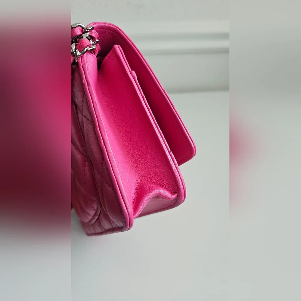 Chanel Pink Quilted Wallet-on-chain